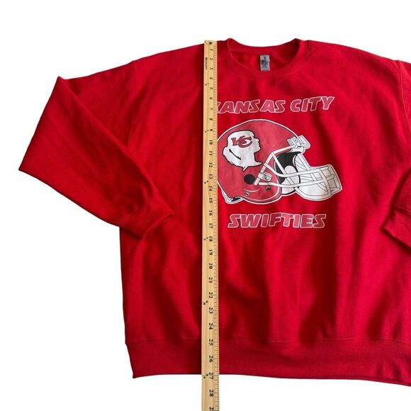 Kansas City Chiefs Swifties Sweatshirt Double Sided Red Taylor Swift Sz XL - Picture 5 of 10